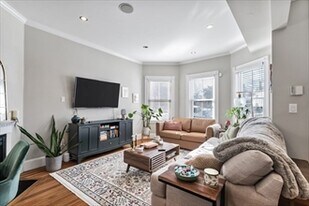 200 Emerson St, Unit 1 in Boston, MA - Building Photo