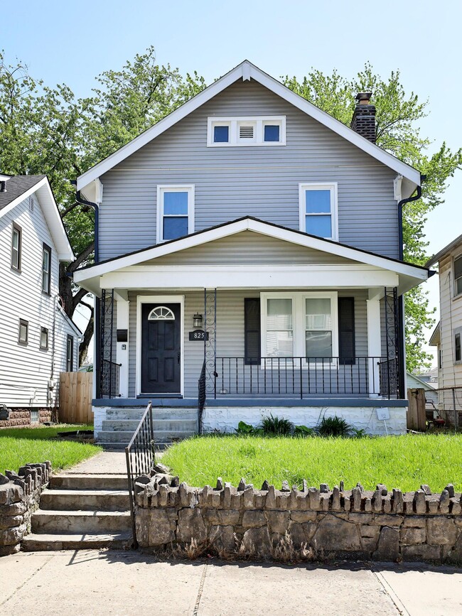 825 Reinhard Ave in Columbus, OH - Building Photo - Building Photo