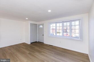 1117 Circle Dr in Arbutus, MD - Building Photo - Building Photo