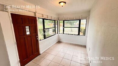 1100 Santa Anita St in Orlando, FL - Foto de edificio - Building Photo