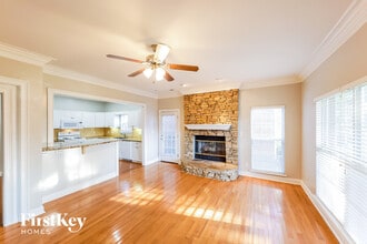 125 Charleston Way in Trussville, AL - Building Photo - Building Photo