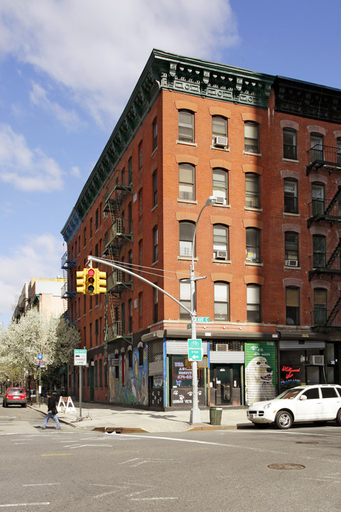 163 Avenue C in New York, NY - Building Photo