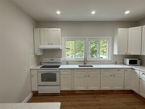 554 Main St in Beacon, NY - Building Photo - Building Photo