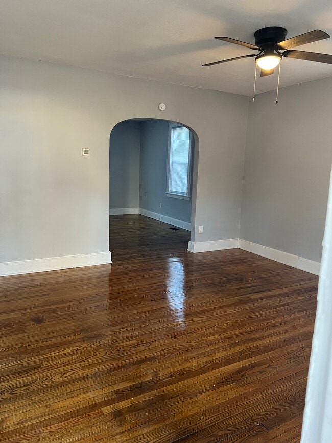 property at 1330 Custer St