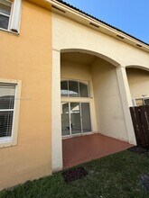 5543 NW 112th Pl in Doral, FL - Building Photo - Building Photo