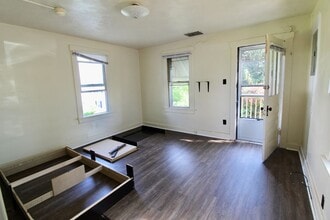 442 Center St in Morgantown, WV - Building Photo - Building Photo