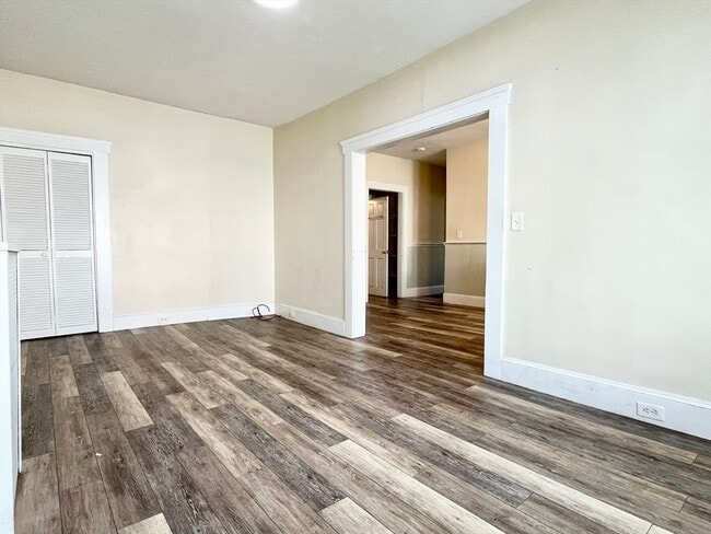 285 W Elm St in Brockton, MA - Building Photo - Building Photo