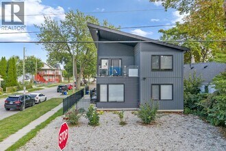 687 Assumption St in Windsor, ON - Building Photo - Building Photo