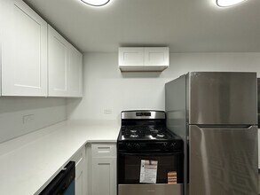 1626 N Fairfield Ave, Unit R00A in Chicago, IL - Building Photo - Building Photo