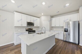 2221 Dunbar Dr in Sherman, TX - Building Photo - Building Photo