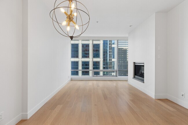 1111-1111 Alberni St in Vancouver, BC - Building Photo - Building Photo