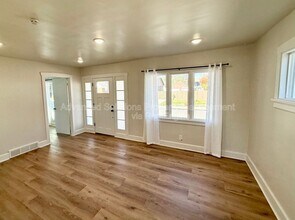 270 E Coatsville Ave in Salt Lake City, UT - Building Photo - Building Photo