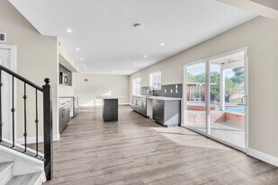 6845 Coley Ave in Las Vegas, NV - Building Photo