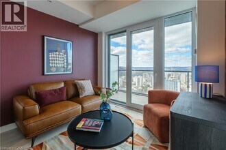 75 James St S in Hamilton, ON - Building Photo - Building Photo