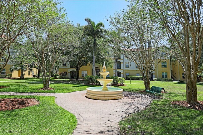 11521 Villa Grand in Ft. Myers, FL - Building Photo - Building Photo