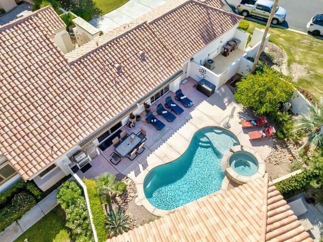 property at 55935 Pinehurst