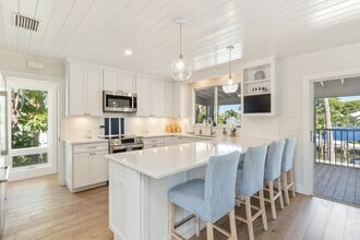 161 1st St E in Boca Grande, FL - Building Photo - Building Photo