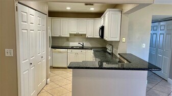 1874 SW 81st Ln in Davie, FL - Building Photo