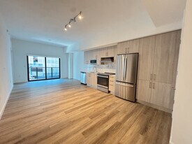 426 NW 8th St, Unit A1 in Miami, FL - Building Photo