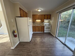 1404 Bloomingdale Rd in Kingsport, TN - Building Photo - Building Photo