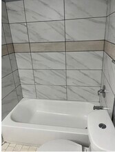 3273 Ridgemont Ave in Memphis, TN - Building Photo - Building Photo