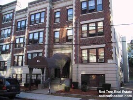 25 Walbridge St, Unit 17 in Boston, MA - Building Photo