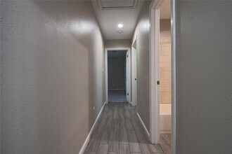 8430 Gallahad St in Houston, TX - Building Photo - Building Photo
