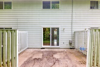 17144 SW Alexander St in Beaverton, OR - Building Photo - Building Photo