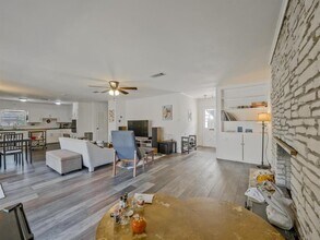 2326 Hartford Rd in Austin, TX - Building Photo - Building Photo
