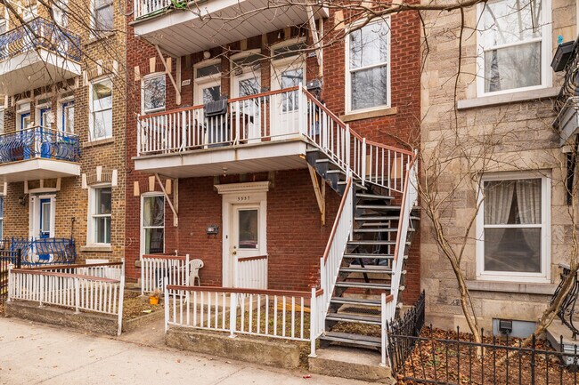 5551-5559 4E Av in Montréal, QC - Building Photo - Building Photo