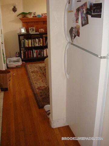 1801 Beacon St in Brookline, MA - Foto de edificio - Building Photo