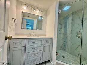 661 Squire Cir in Naples, FL - Building Photo - Building Photo