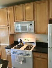3032 Park Pl NW in Washington, DC - Building Photo - Building Photo