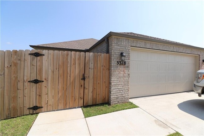 5378 Salida Ave in Springdale, AR - Foto de edificio - Building Photo
