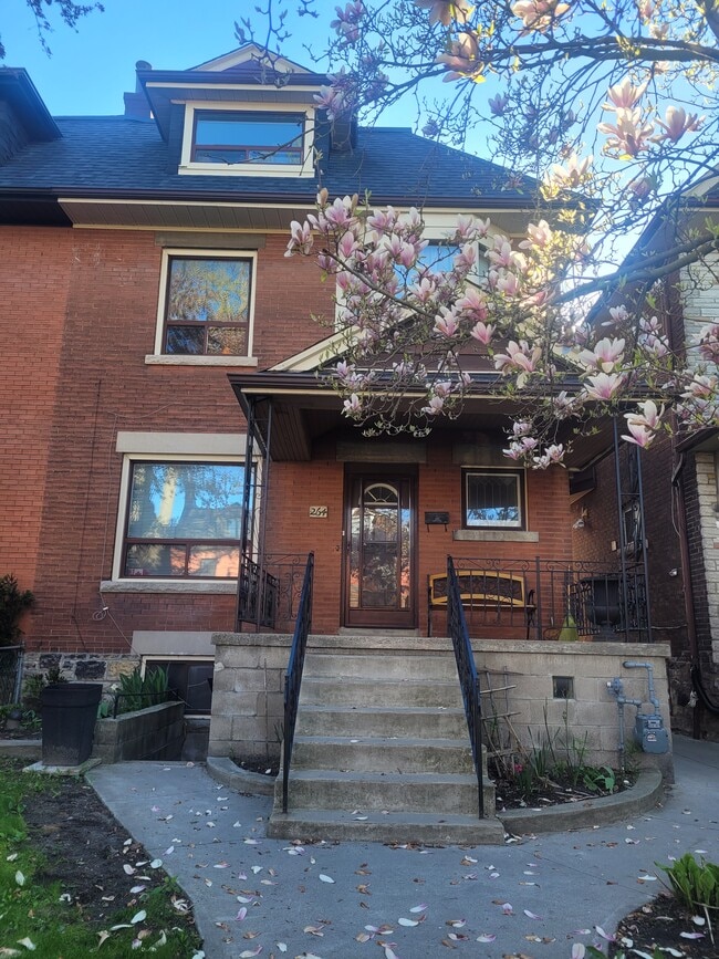 property at 264 St Clarens Ave