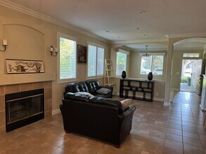 3541 Denfield Ln in Carmichael, CA - Building Photo - Building Photo