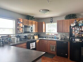 289 Pamela Ct in Antioch, IL - Building Photo - Building Photo