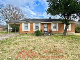 3594 W Sutton Dr in Memphis, TN - Building Photo