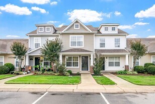 104 Alexander Blvd in Clarksville, TN - Building Photo