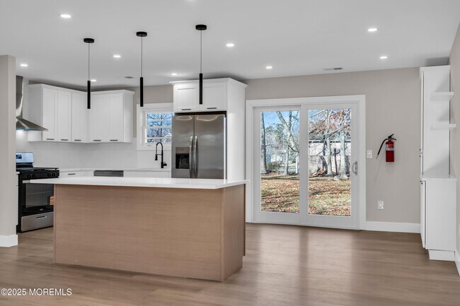 170 Station Rd in Berkeley Township, NJ - Building Photo - Building Photo