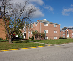 4100 Hillman Way Apartamentos