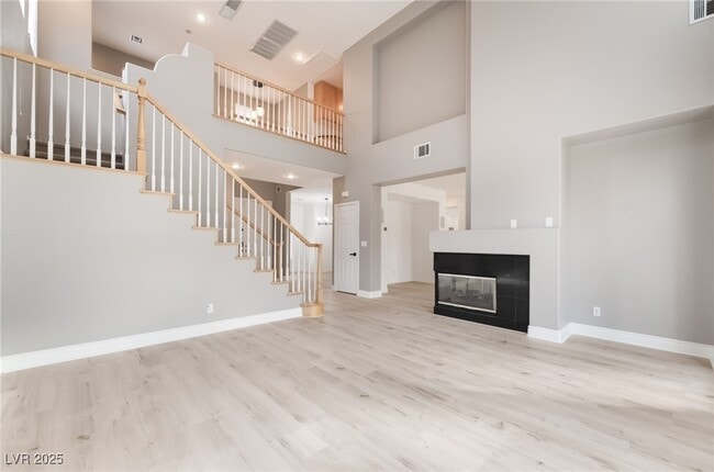 property at 299 Queen Creek Cir