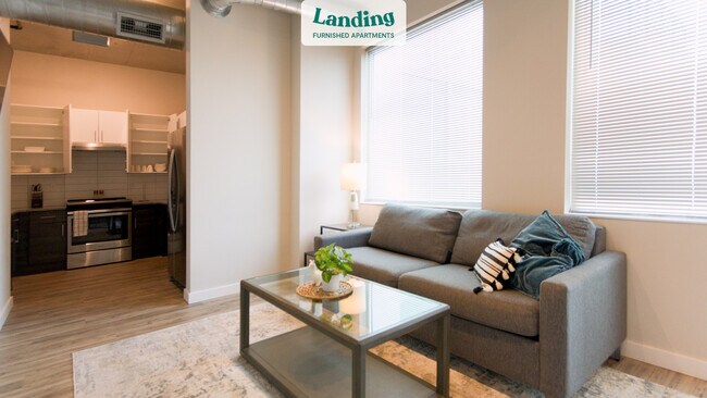 160 16th St N, Unit 411.3067 in St. Petersburg, FL - Building Photo - Building Photo