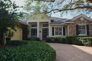 4910 Old Creek Dr in Sarasota, FL - Building Photo