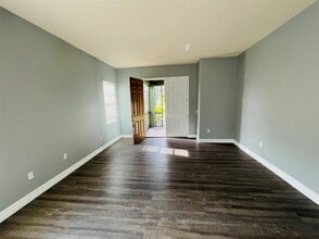 10802 Willow Ridge Loop in Orlando, FL - Foto de edificio - Building Photo