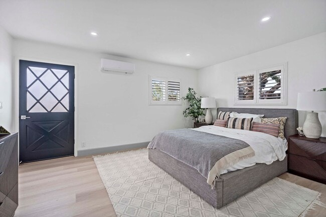 property at 14951 Gainford Cir