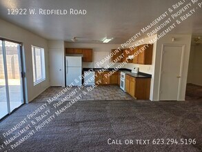 12922 W Redfield Rd in El Mirage, AZ - Foto de edificio - Building Photo