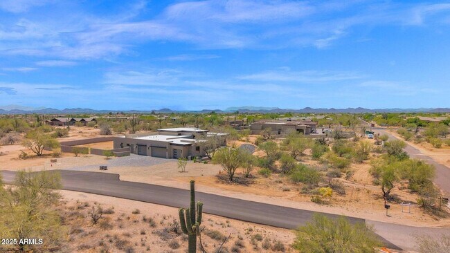 7261 E Via Dona Rd in Scottsdale, AZ - Building Photo - Building Photo
