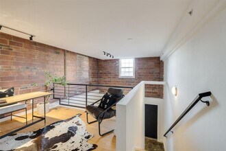 1213 N Harvey Ave in Oklahoma City, OK - Building Photo - Building Photo