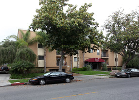 Atrium at Glendale Apartments